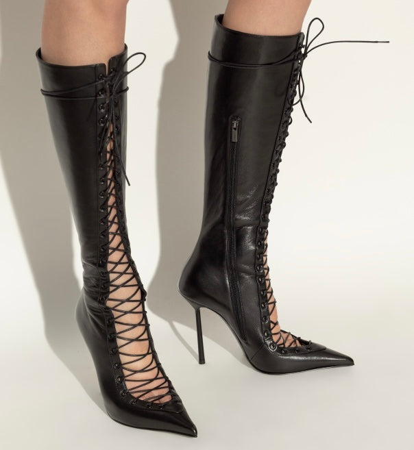 Lace up stivale nero