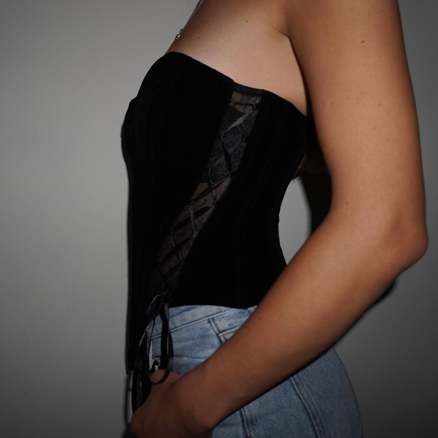 Corsetto nero in velluto