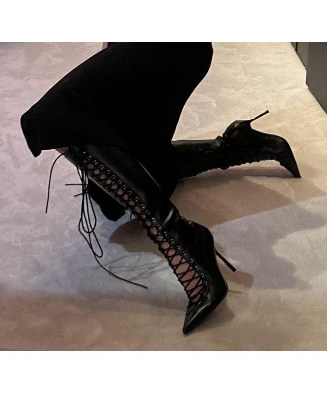 Lace up stivale nero